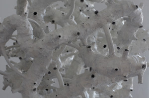 Detail aus "network", 2013, Kapa-Platte, Gummi, Metall, Acryl, 85 x 85 x 95 cm 